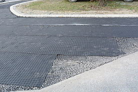 Renovación de un tramo de carretera con malla de refuerzo HaTelit BL